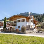 Kaiser 2 Apartment