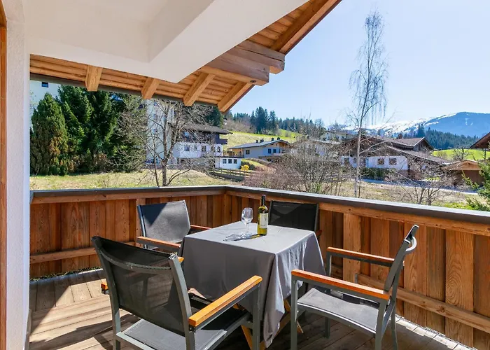 Kaiser 2 Apartment *